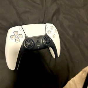 EVERYTHING MUST GO - PS5 Controller (Flaw)